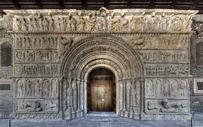 Sendero en un bosque  El contenido generado por IA puede ser incorrecto.